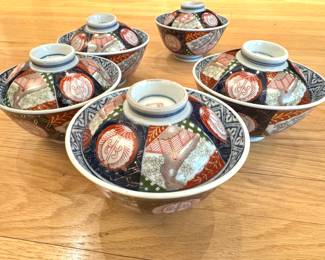 Imari 5 Bowl with Lids 10pc 6” diameter x 4”h Set (12”w x 12”d) $250 (15 lb)