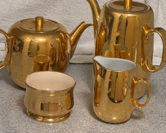 Royal Worcester Flameproof Porcelain Tableware Gold 11pc $400 Aprox 20lb