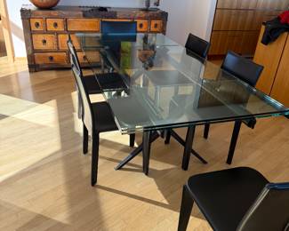 Contemporary Roche Bobbi’s Extendable Glass Dinning Room Table 79w 39d 29h 130 pounds 3,000