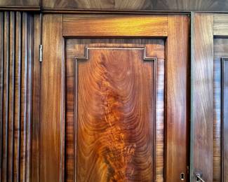 Antique Comode Wardrobe George III 1800’
Molding cornice, 4 paneled side doors, 2 paneled central doors, 4 drawers.
89”h x 84”h x 22”d
Large Georgian English Mahogany Linen Cupboard
$10000