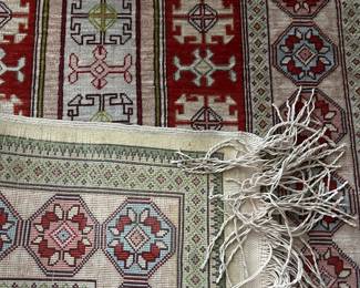 Vintage Silk Turkish Hereke  prayer rug handmade high density 34” x 20” $300 
Aprox 3lb