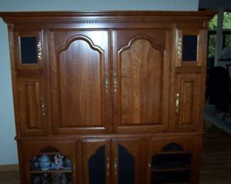 CHERRY TWO-PIECE ENTERTAINMENT CABINET