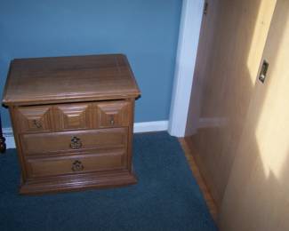  STANLEY NIGHT STAND--OWNER HAS REMOVED FROM THE SALE