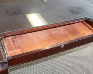 7.2 Rounded Front Desk with side extensions