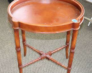 Item 5 Wood Round Side Table