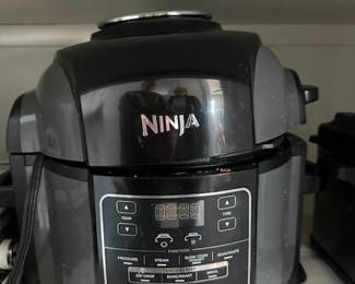 ninja air fryer and other kitchen appliances