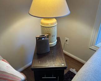 Wooden side table, vase, table lamp