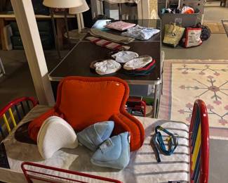 Kid's Twin Bed