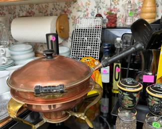 More kitchen