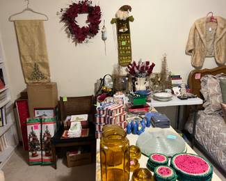 More Christmas and other holiday items