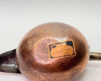 Underside of pair of bird sculptures by Chilean Art in Santiago, Chile