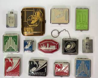 Chicago World's Fair souvenir Art Deco compacts and cases