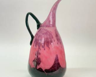 A Charles Schneider Le Verre Francais art glass "Dahlia" pitcher, circa 1920s. French Art Deco cameo glass.