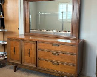 Mid century long dresser with mirror by United Furniture Corporation