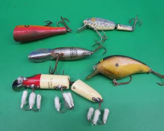 Lot 219. CCBC wooden Plunker. Heddon wooden jointed Vamp. Heddon Go-Deeper River Rat. And more.
