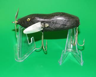 Lot 380. Folkart? 3 3/4" wooden Crazy-Crawler-style bait