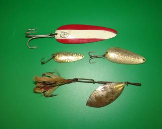 Lot 379. Three Daredevle spoons and a {#}9 feathered Shapleigh? spinner