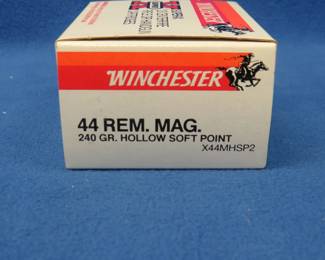 Lot 163. Winchester Super X 44 Rem Mag. 240-grain HSP. Full box of 20 rounds.