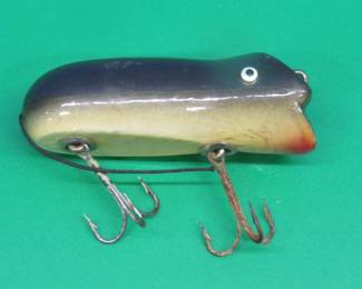 Lot 59. Vintage Paw Paw 2 3/4" wooden Swimming Mouse in excellent condition