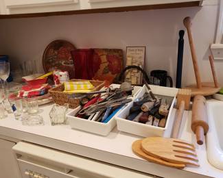 KITCHENWARE