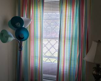 CURTAINS AND MINI BLINDS
