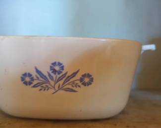 Lots of pyrex  dishes
