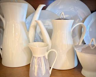 MCM Germany Rosenthal-Continental "Crystalline Blue" china set with white inside, iridescent lavender/blue exterior