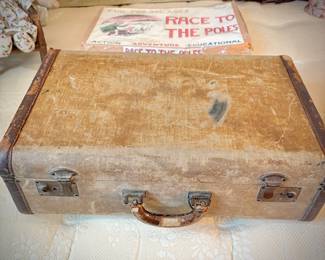 Vintage ladies suitcase