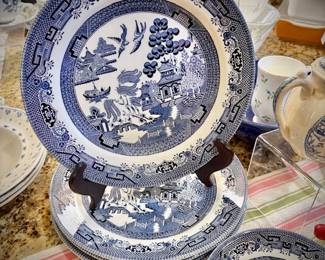 Queen's by Churchill "Blue Willow"