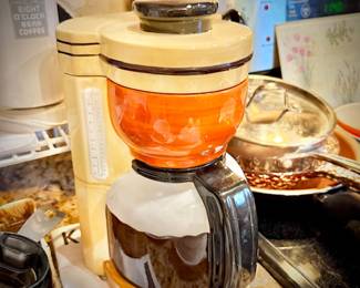 Cookie jar shaped like a coffee maker