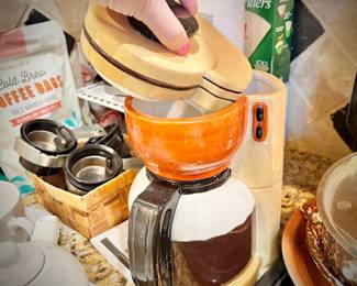 Cookie jar shaped like a coffee maker