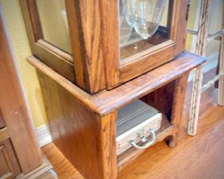 Vintage narrow display case, holding rock collection