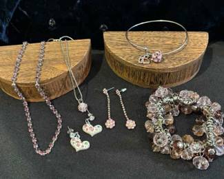 Pink Rhinestone And Crystal Beaded Jewelry
