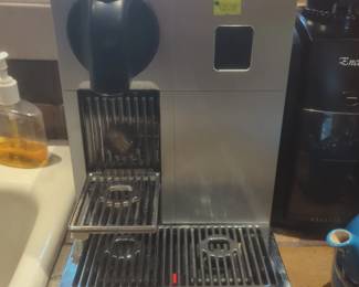 Delonghi coffee maker