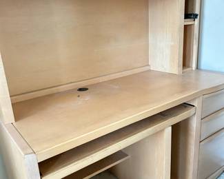 Computer desk