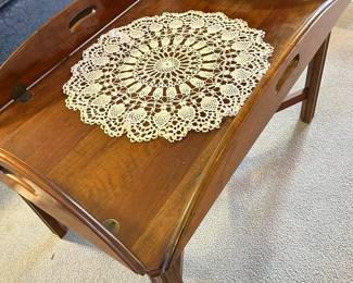 Butler tray table