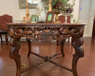 Another view of the French Oak antique table