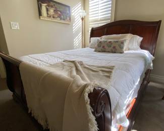 Beautiful Queen bedframe, solid wood. Pristine foundations brand Mattress box spring. Super comfy and lovely from Brookie's guestroom.