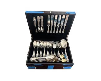 Renaissance & Ivy Patterns Set of Silver in Box