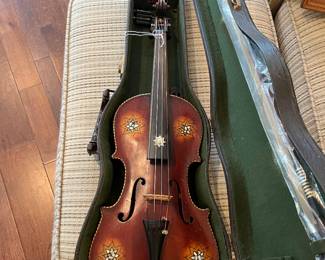 Vintage violin