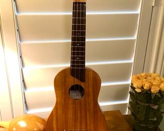 Vintage Kamaka HF-1 Koa Soprano Ukulele-White label. 