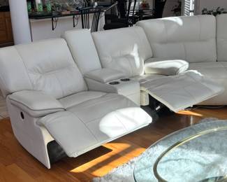 Luxury Recliner Sectionals. 6 total pieces