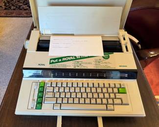 Royal Alpha 600p electric typewriter