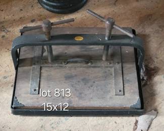 AAMEL antique book press