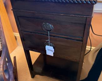 Traditional Style Side Table