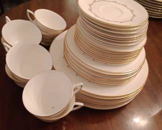 Royal Doulton "Rondo" H.4935