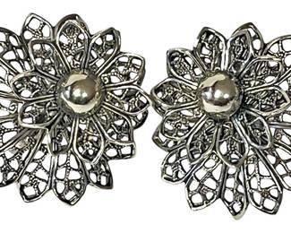 Vintage Ornate Filigree Screw On Earrings