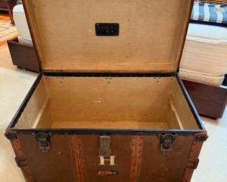 Antique trunk - DELAWARE HARD FIBRE CO> Wilmington, Del. - Great Shape!