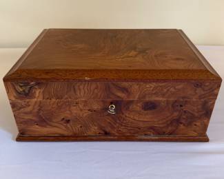 "Agresti" burled wood jewelry box