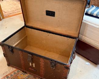 Antique trunk - DELAWARE HARD FIBRE CO> Wilmington, Del. - Great Shape!